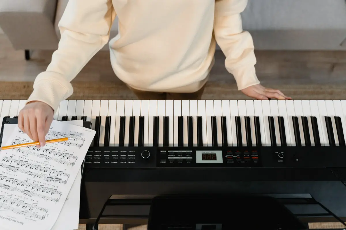 Can digital pianos feel like real pianos? musicdrifter
